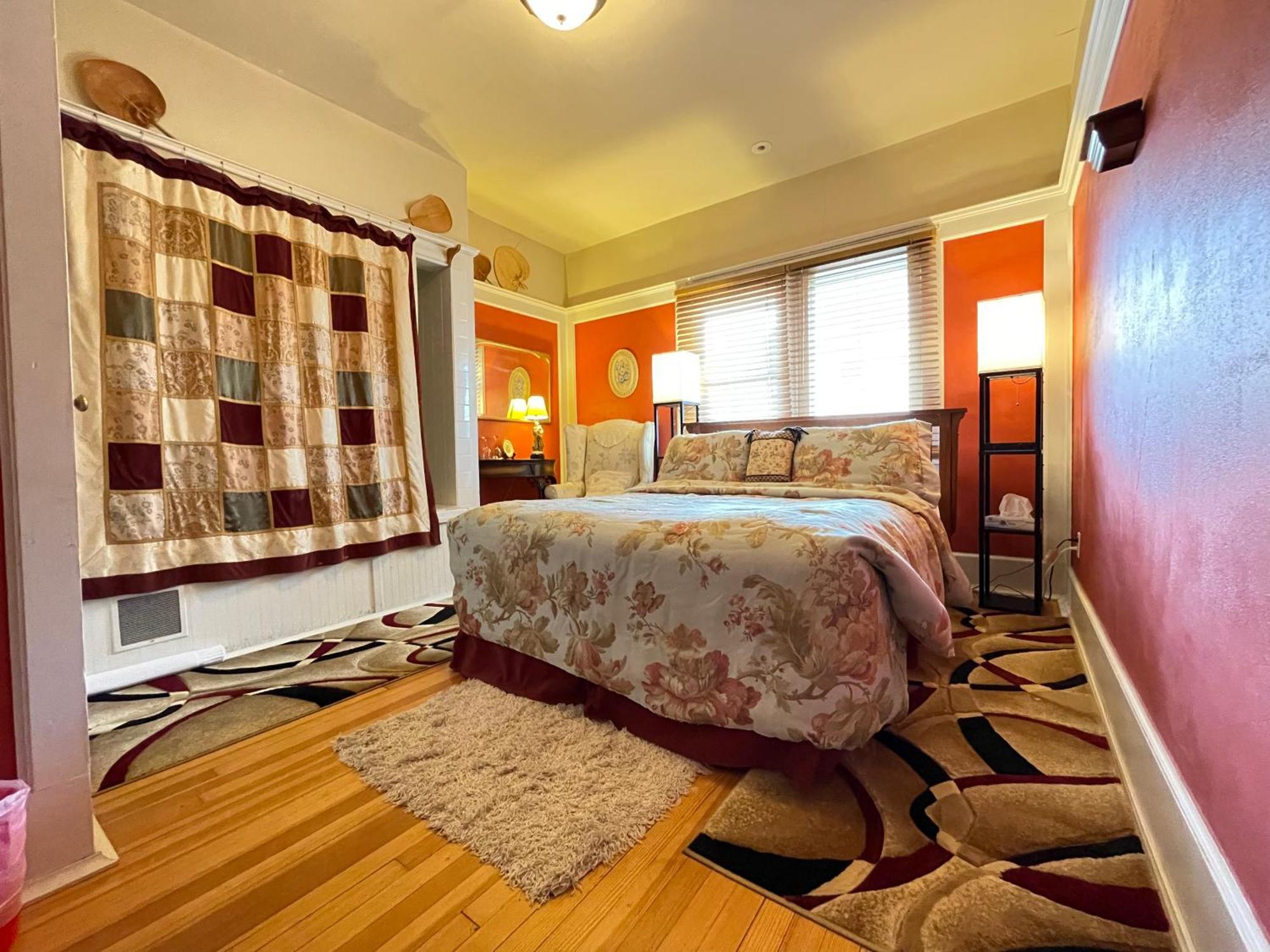 White Rose Inns & Motel Wisconsin Dells Room photo